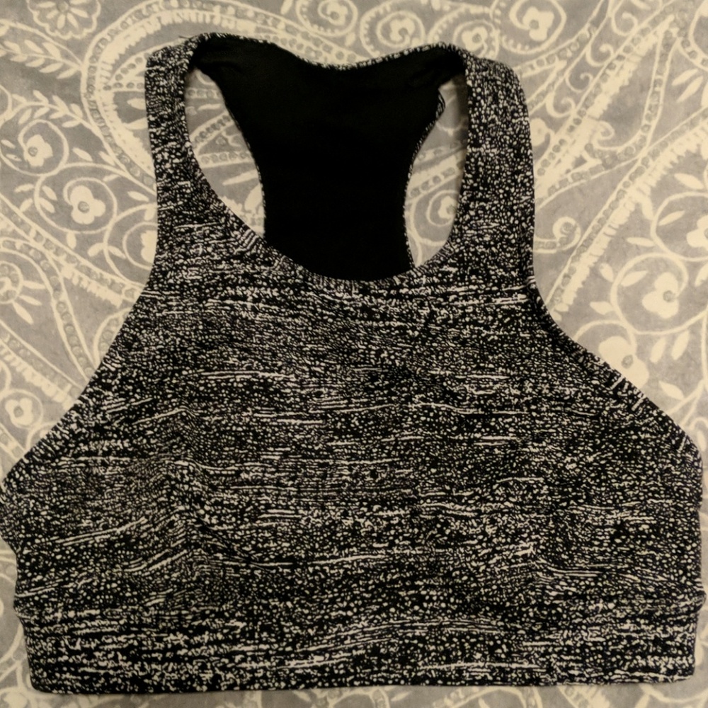Lululemon sports bra black and white size 6